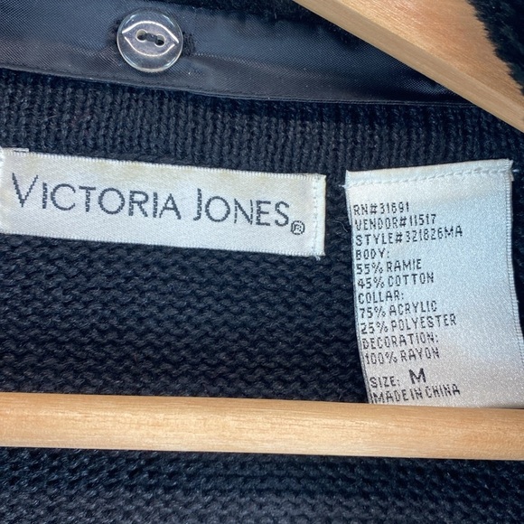 Vtg Victoria Jones Christmas cardigan M zipper beading & embroidery festive - Picture 2 of 11